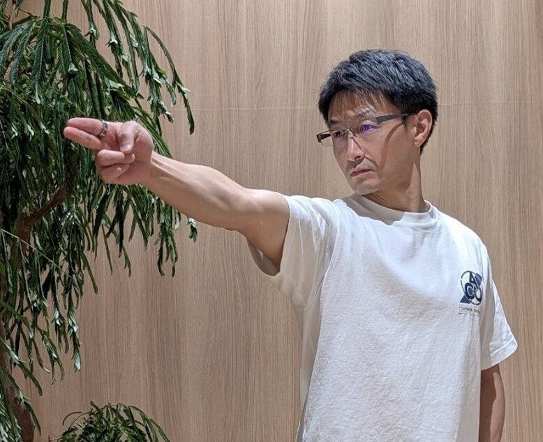 TAKASHI SHIROMIZU